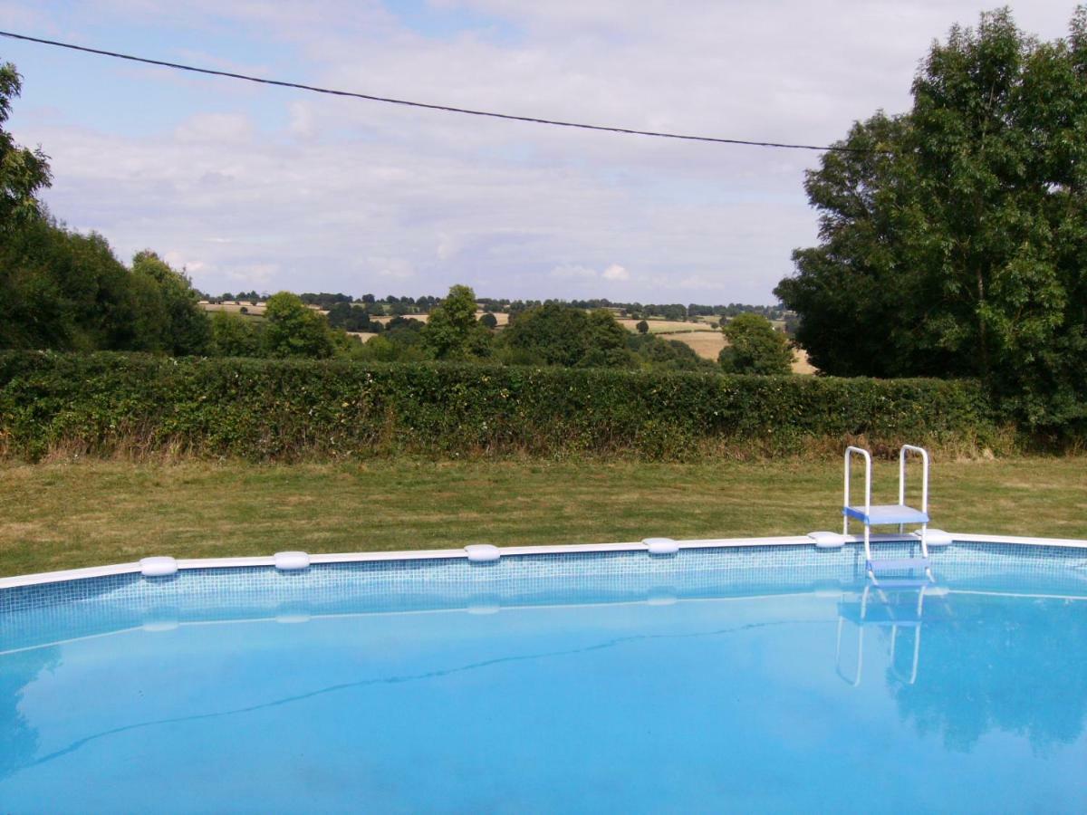 La Metairie Parthenay Exterior photo