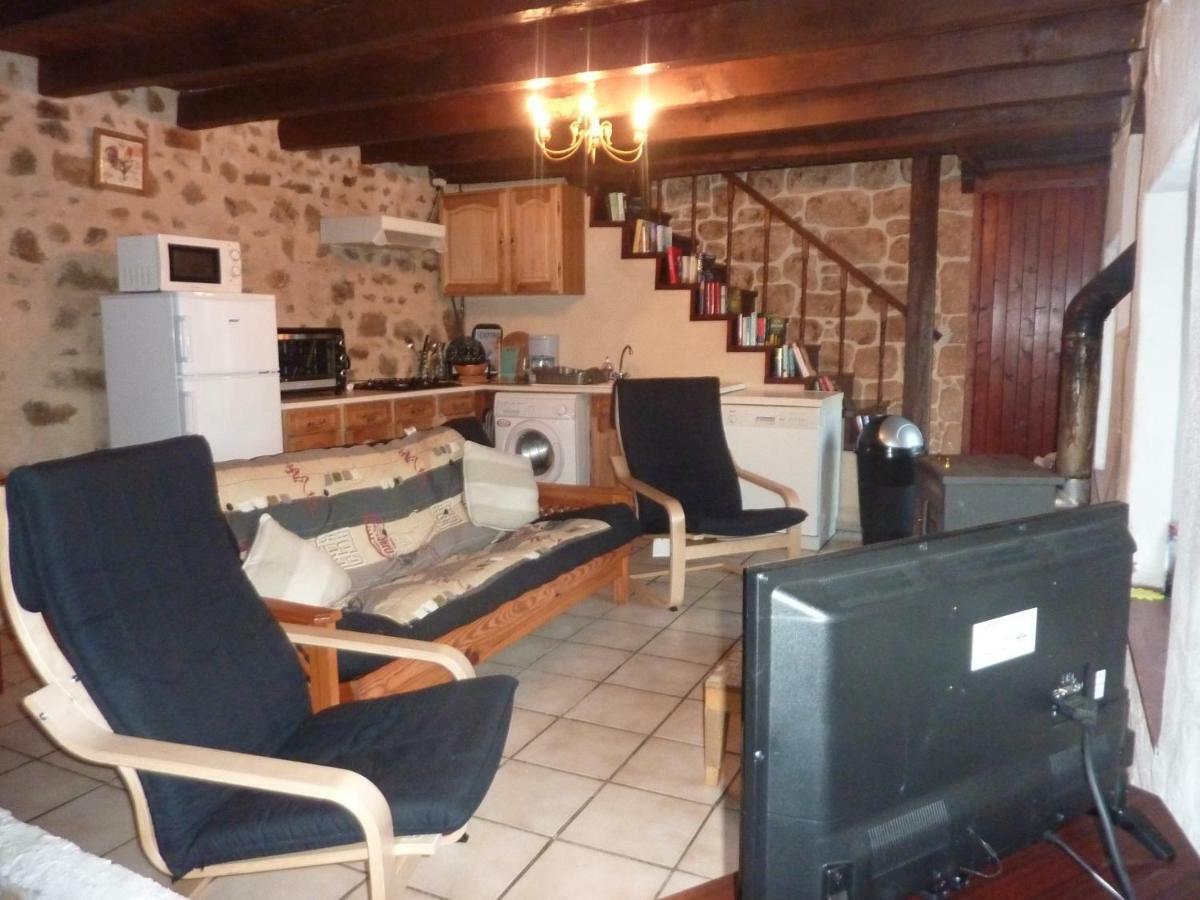 La Metairie Parthenay Exterior photo